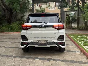 Toyota Raize HYBRID-BSM-BLACK TOP 2026