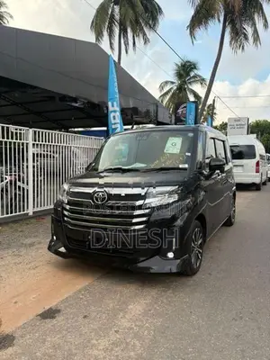 Toyota Roomy CUSTOM GT 2025