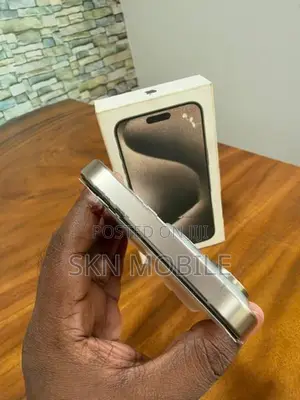 Apple iPhone 15 Pro Max 256GB (Used)