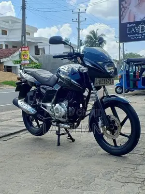 Bajaj Pulsar 150 2015