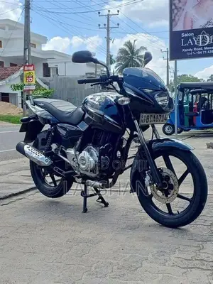 Bajaj Pulsar 150 2015