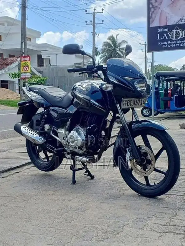 Bajaj Pulsar 150 2015