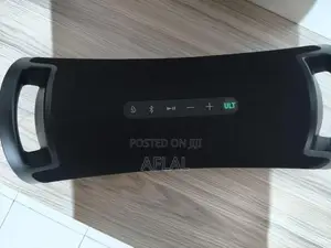 Sony ULT Field 7