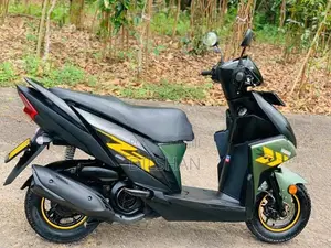 Yamaha RayZR 2017