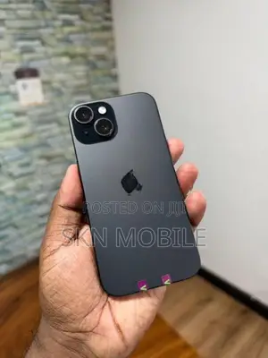Apple iPhone 15 128GB (Used)
