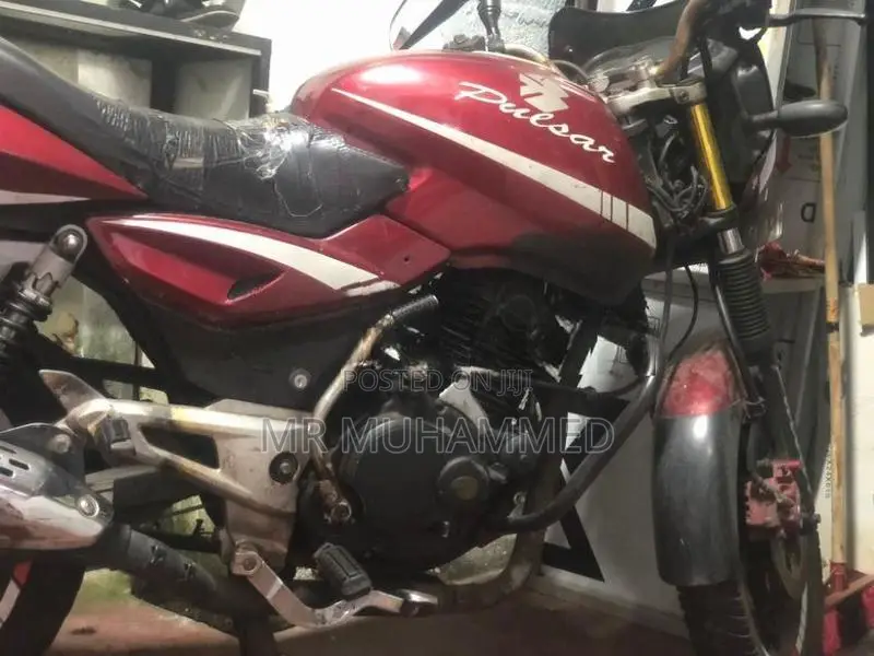 Bajaj Pulsar 180 2008