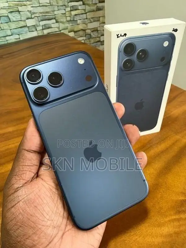 Apple iPhone 17 Pro Max 256GB ESIM (Used)