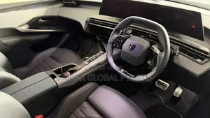 Peugeot 5008 fully loaded 2025