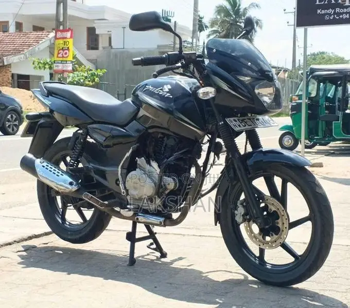 Bajaj Pulsar 150 2015