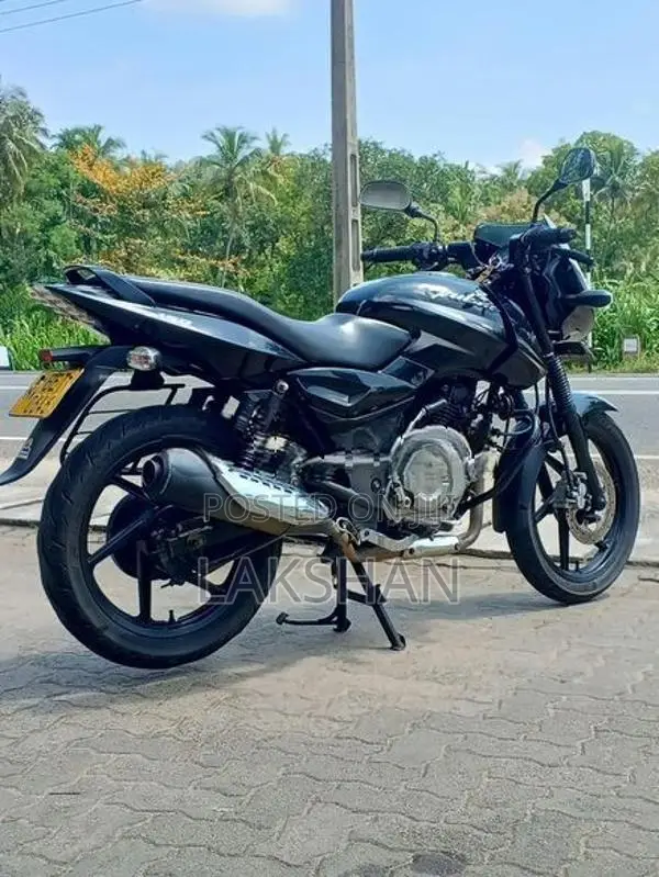 Bajaj Pulsar 150 2015