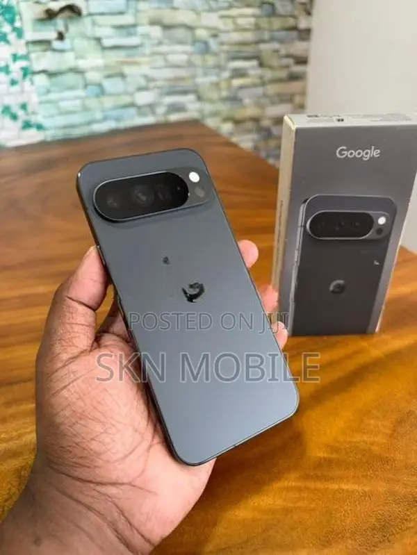 Google Pixel 10 Pro XL 12GB 256GB (Used)