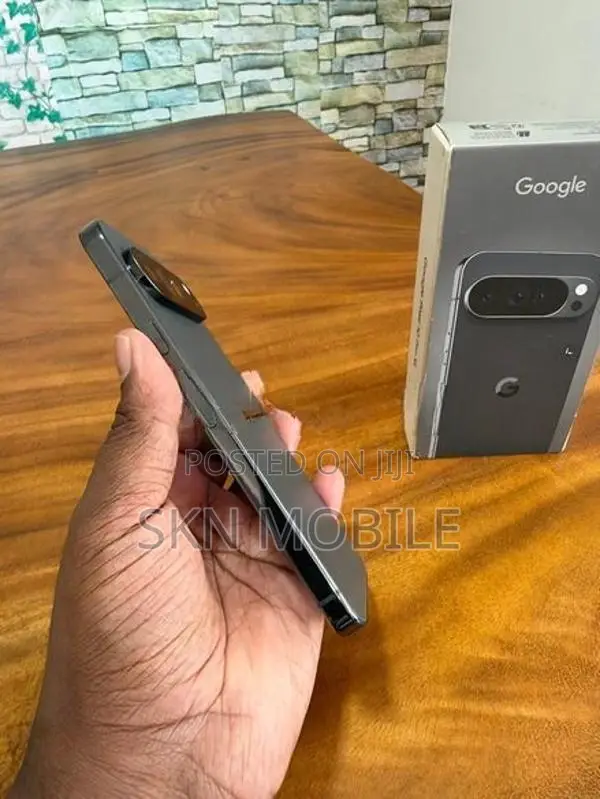 Google Pixel 10 Pro XL 12GB 256GB (Used)