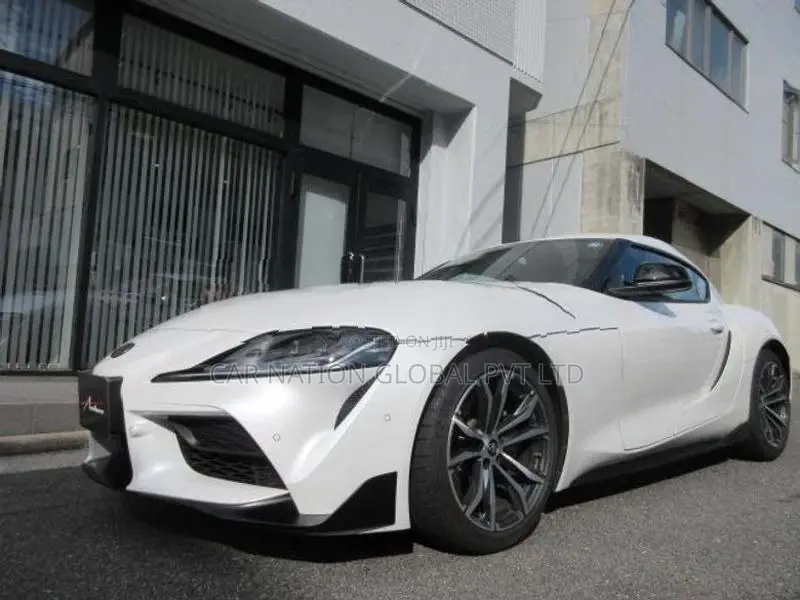 Toyota Supra SZ-R 2025