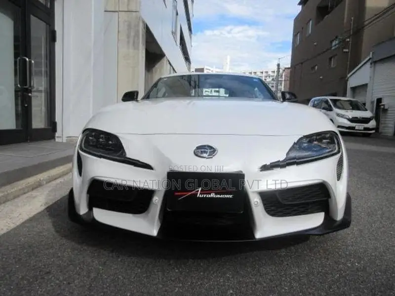 Toyota Supra SZ-R 2025