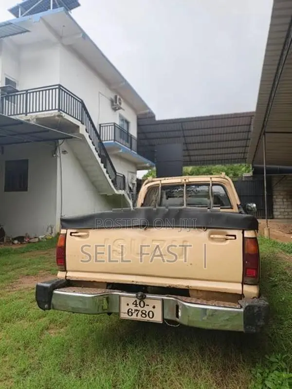 Isuzu Double cab 1984