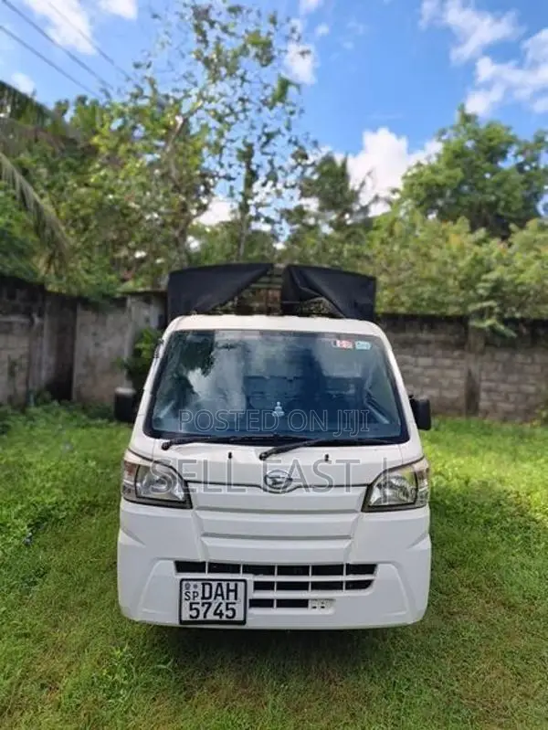 Daihatsu Hijet 2016