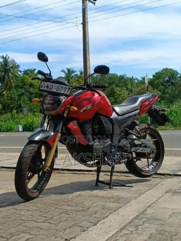 Yamaha FZ 2014