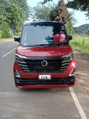 Nissan Roox 2025