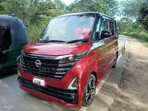 Nissan Roox 2025