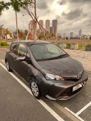 Toyota Vitz 2016