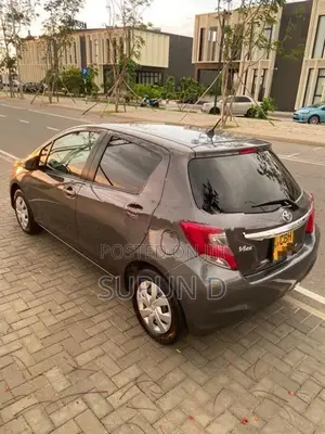 Toyota Vitz 2016