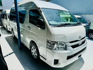 Toyota GDH 223B 14 Seater B/New 2026