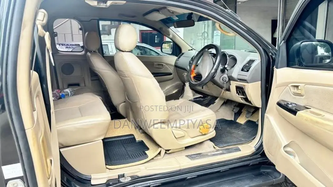 Toyota Hilux Vigo - Smart Cab 2010