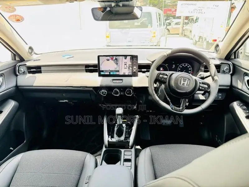 Honda Vezel Z Premium 4WAY B/NEW 2026