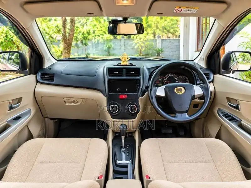 Toyota Avanza G 2013