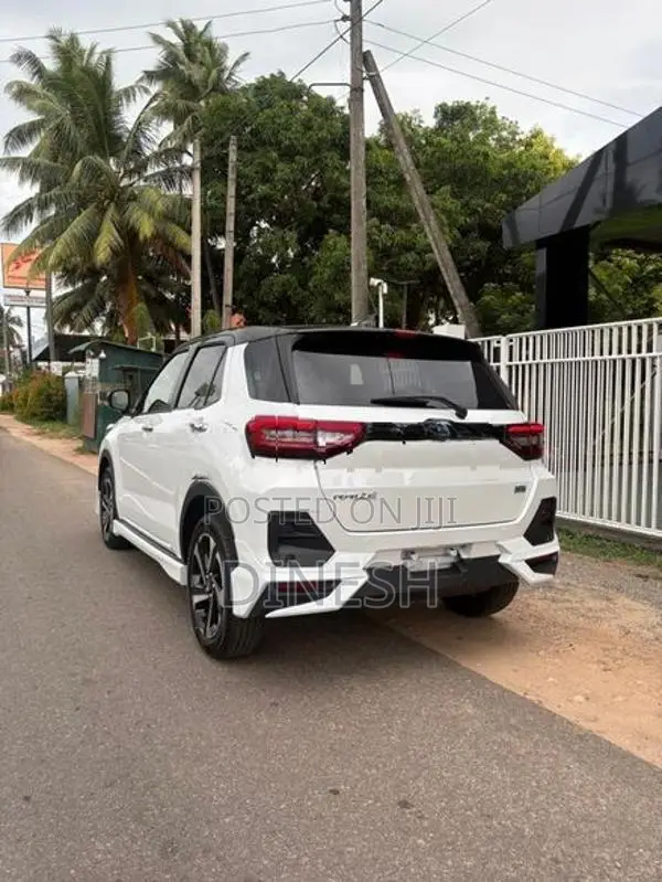 Toyota Raize Hybrid Bsm 2026