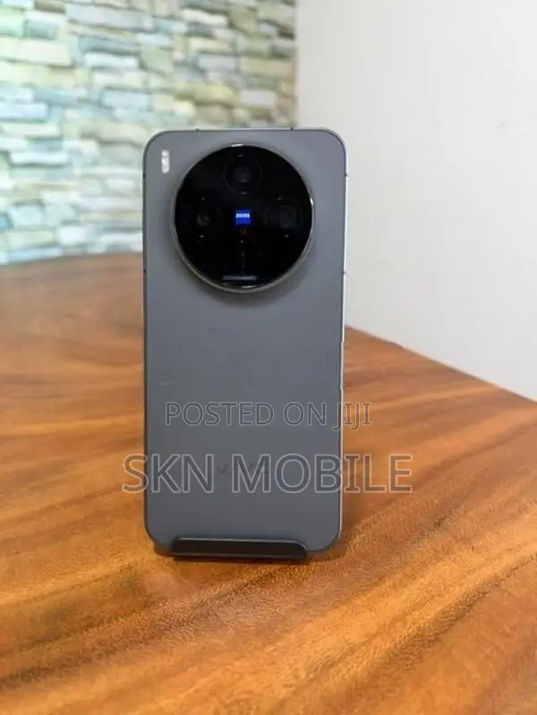 Vivo X300 12GB 256GB (Used)