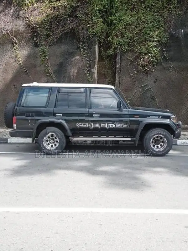 Toyota Land Cruiser Prado 1991