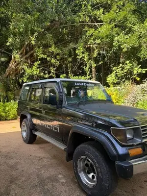 Toyota Land Cruiser Prado 1991