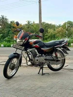 Bajaj CT100 2021