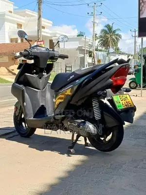 Yamaha Ray ZR 2021