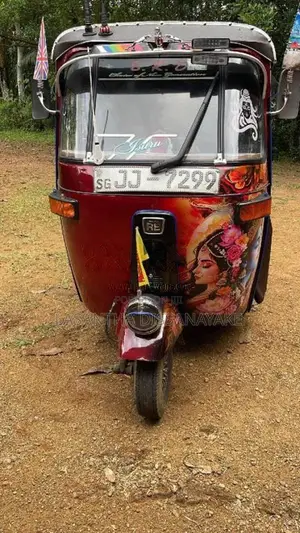 Bajaj RE 2 Stroke 2004 Three Wheel (Used)