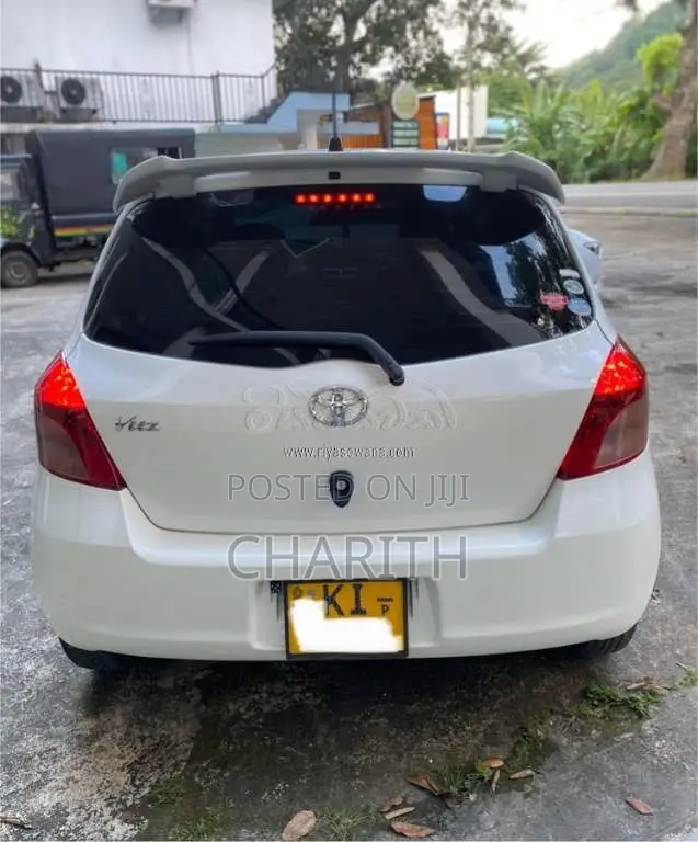 Toyota Vitz KSP90 2010 Car (Used)