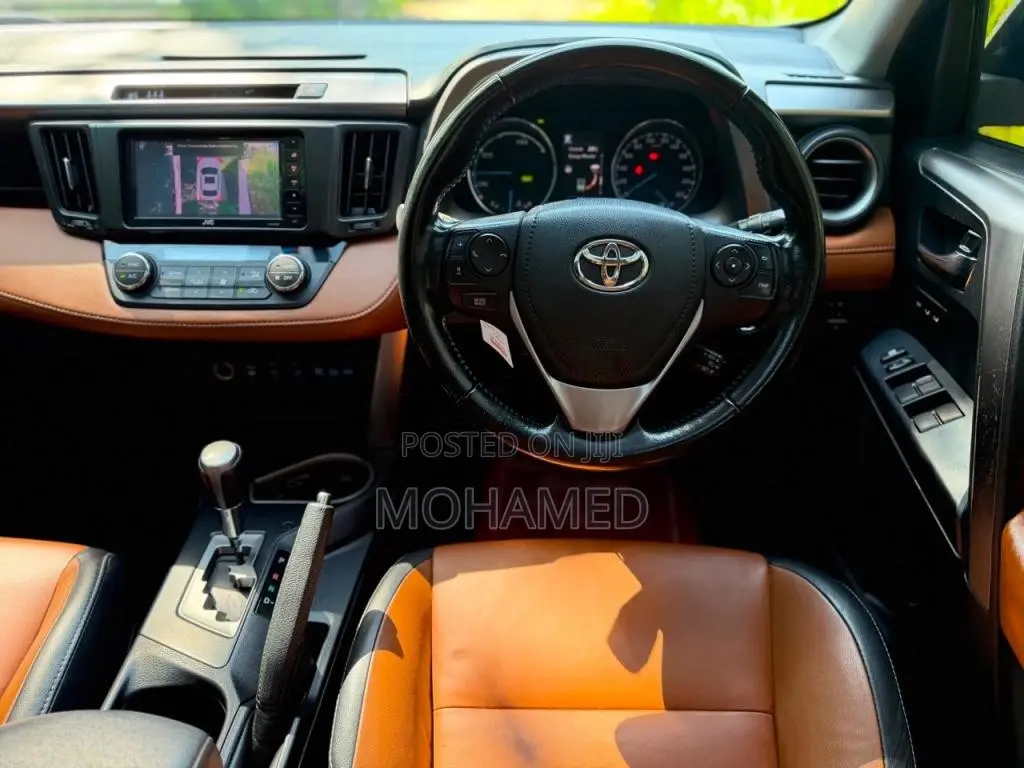 Toyota Rav4 Hybrid 2017 SUV (Used)