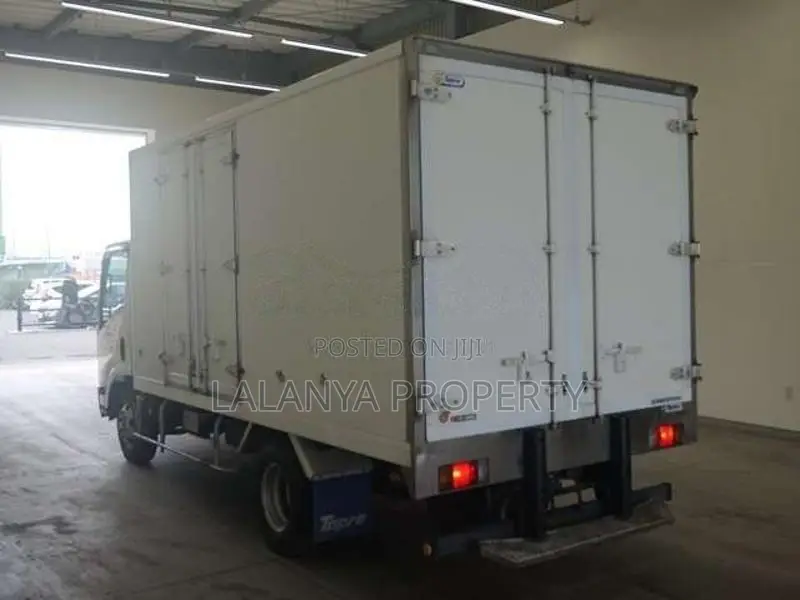 Isuzu ELF 2018 Lorry Unregistered (Recondition)