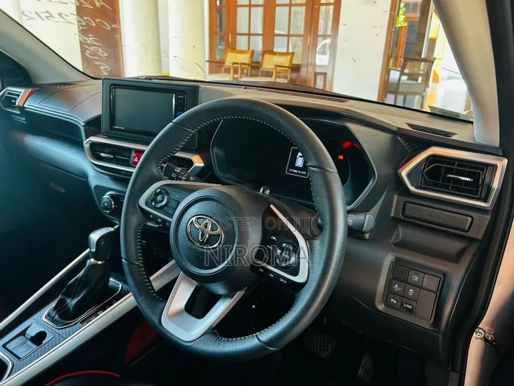 Toyota Raize Hybrid Z 2024 SUV Unregistered (Recondition)