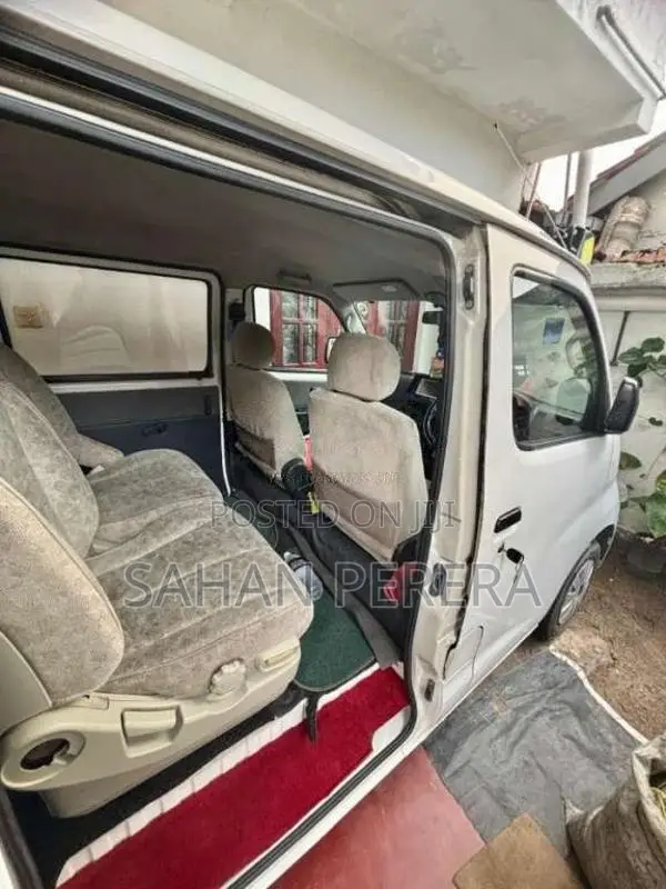 Toyota TownAce S402M Van 2011 Van (Used)