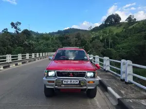 Mitsubishi L200 1989 Pickup (Used)
