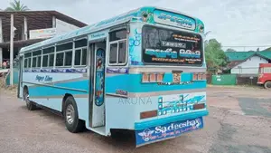 Ashok-Leyland Viking 2004 Bus (Used)