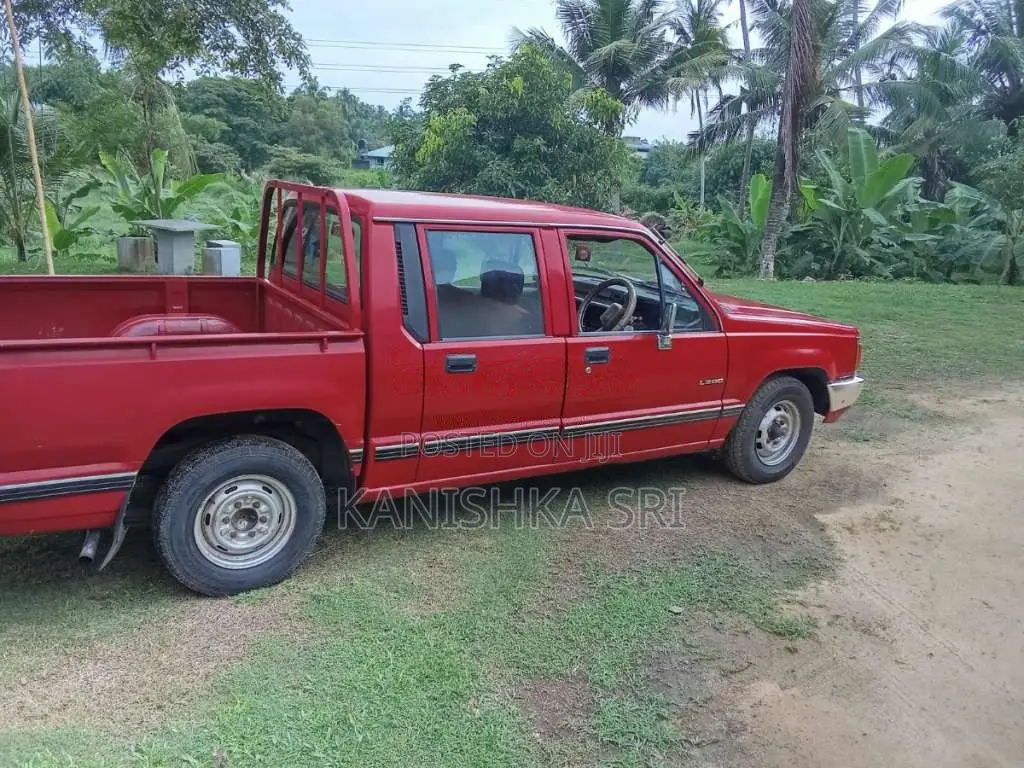 Mitsubishi L200 1992 Pickup (Used)