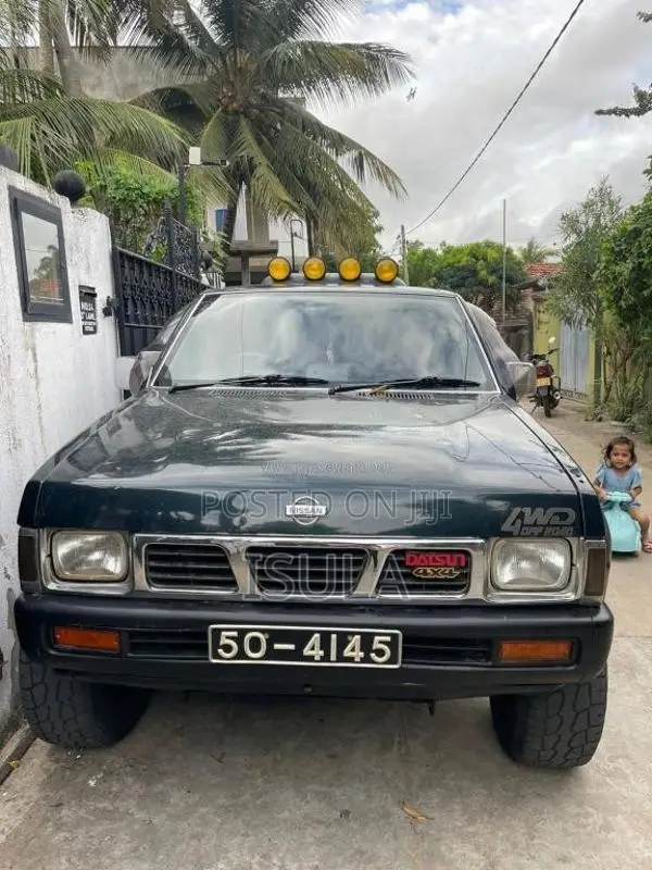 Nissan Datsun 1987 Pickup (Used)