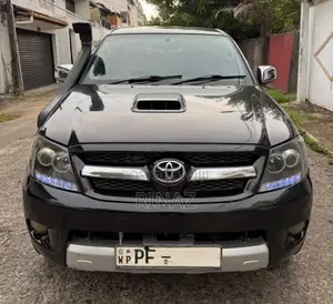 Toyota Hilux Invincible UK 2007 Pickup (Used)