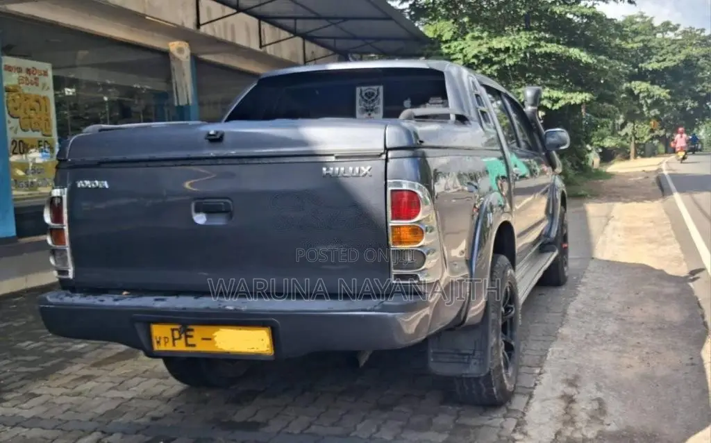 Toyota Hilux 2008 Pickup (Used)