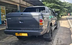 Toyota Hilux 2008 Pickup (Used)