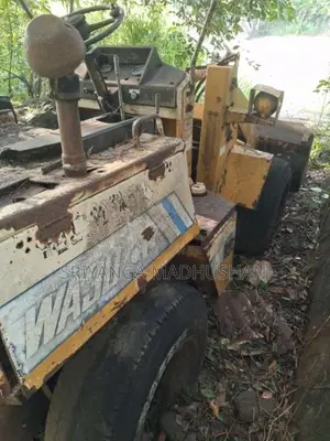 Komatsu WA 30-2 Wheel Loader 2007 Heavy-Duty (Used)