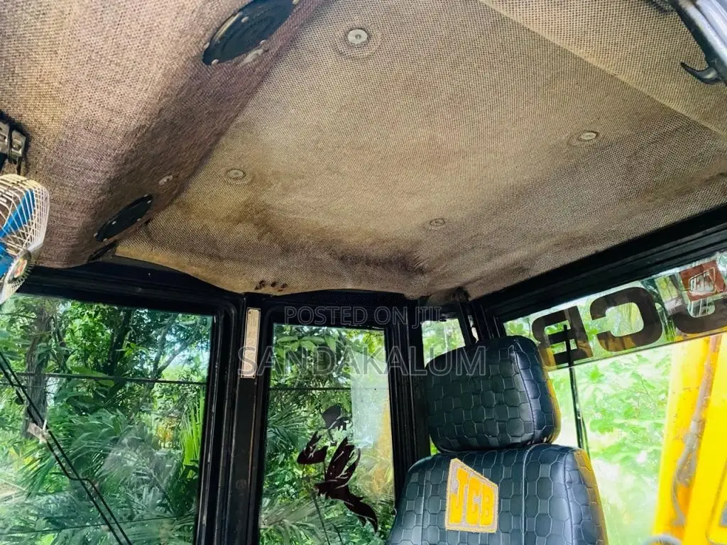 JCB Project 8 1995 Heavy-Duty (Used)